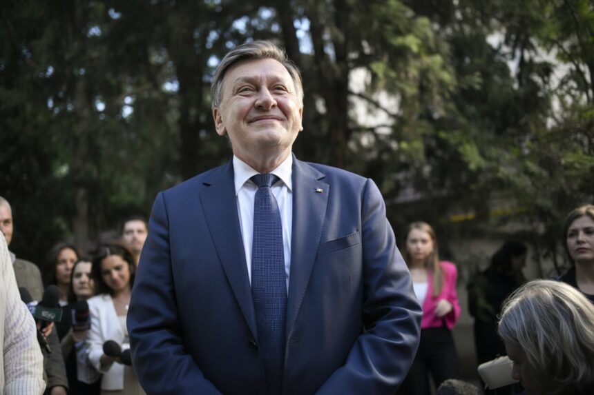 edited crin antonescu doar nu va imaginati ca cnn e brusc interesat de ce mai crede ministrul de externe al romaniei 6978fb2fd9e0d