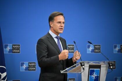 Mark Rutte cere mai mult sprijin pentru Ucraina în contextul atacurilor hibride atribuite Rusiei