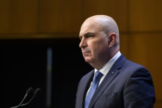 edited ilie bolojan respinge acuzatiile liei olguta vasilescu problemele de la craiova sunt rezultatul unor decizii vechi si al lipsei de investitii 6973c1e0e1b00