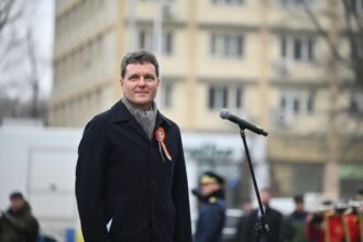 edited nicusor dan dupa ce a participat la evenimentele dedicate zilei unirii principatelor imnul national este un simbol al romaniei si nu trebuie huiduit 69753ab61bda4