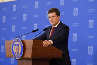 edited nicusor dan exista o stare de tensiune in societate 697bb516b3833