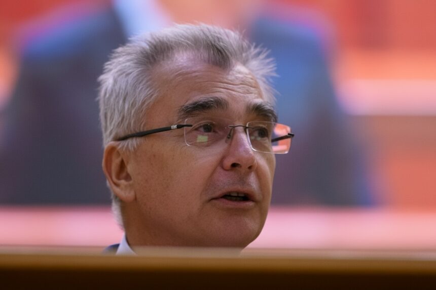 edited petrisor peiu aur romania inregistreaza cea mai mare crestere a datoriei guvernamentale din ue 6977140519ebb