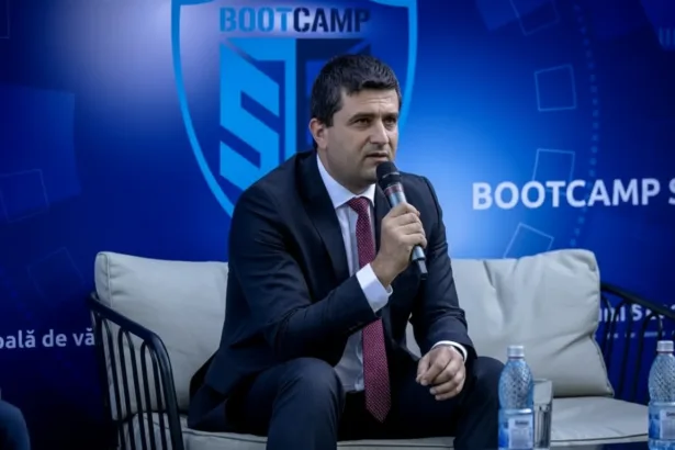 edited radu miruta anunta ca romania ar putea trimite trupe in groenlanda dupa avertismentul lui trump decizia se va lua in csat 69651c561ebe5