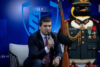 edited stirea gandul despre scenariul lui miruta privind groenlanda a devenit virala reactia lui ponta sunati la 112 sa vina salvarea 69653e44d53df