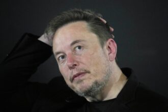 elon musk da in judecata openai si microsoft pentru castiguri obtinute pe nedrept 696c20c862193