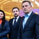 Europarlamentarii AUR Georgiana Teodorescu, Adrian Axinia și Gheorghe Piperea, în Parlamentul European, Bruxelles