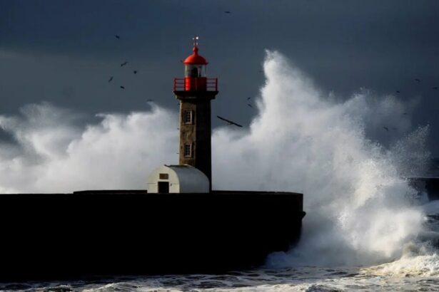 furtuna kristin face ravagii in portugalia doi morti si sute de mii de oameni fara curent 697a086f1a864