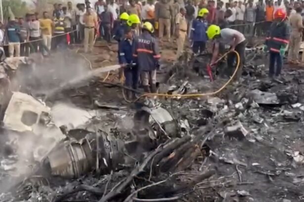 lider indian mort in urma unui accident aviatic 6979bd936b3da