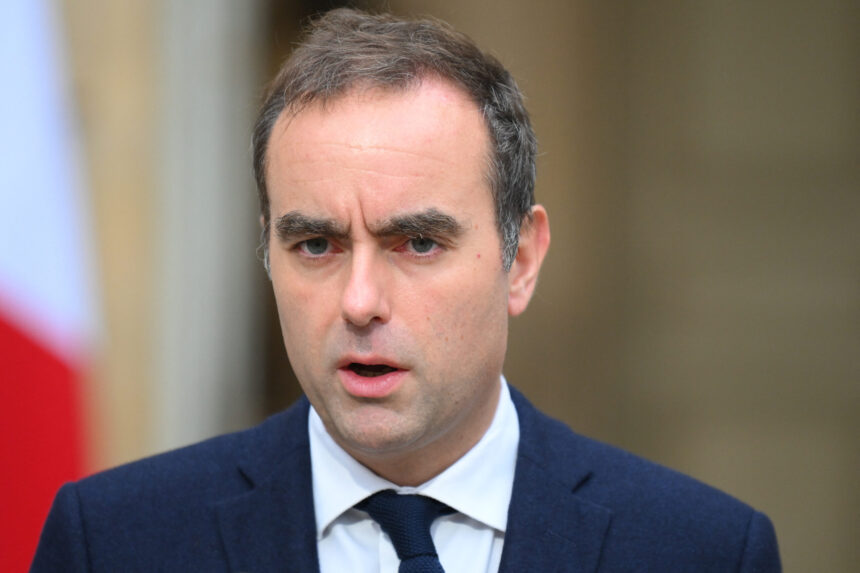 premierul francez impune bugetul pentru 2026 riscand o motiune de cenzura 696e6e2553640