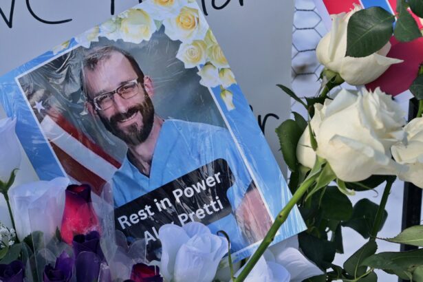 raport preliminar doi ofiteri au tras in timpul confruntarii fatale cu alex pretti la minneapolis 697ae7339b56d