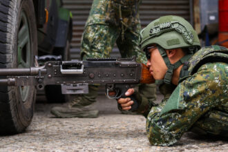 taiwanul simuleaza respingerea unui atac al chinei din mare 697b26bc20ff5