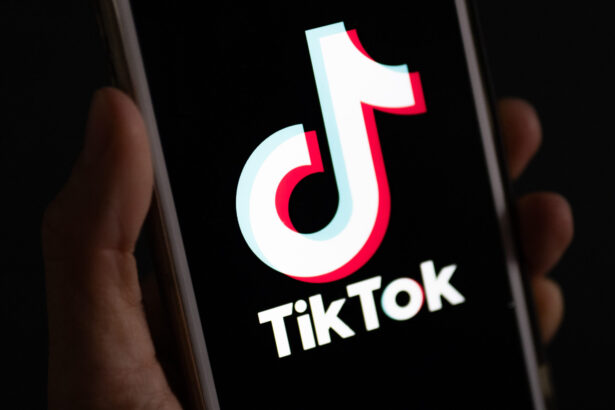 tiktok solutioneaza cazul privind dependenta de retelele sociale inainte de proces 697a1b959d31f