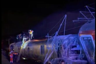 un roman ranit usor in accidentul feroviar din spania 696e13f2becbb