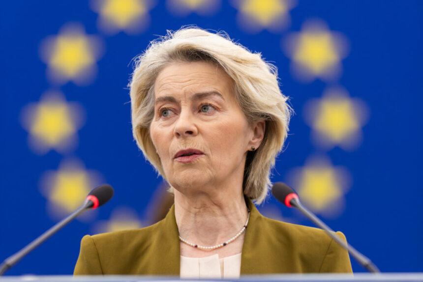 ursula von der leyen lipseste de la dezbaterea motiunii de cenzura din parlamentul european 696a2f76af308