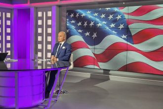 Rareș Bogdan commenting on the U.S. Supreme Court decision blocking Trump-era tariffs, referencing economic warfare and trade policy tensions with China