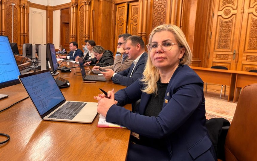 Gabriela Porumboiu în Parlament, în contextul interpelării privind contractele împrumuturilor și datoria publică 2024-2025