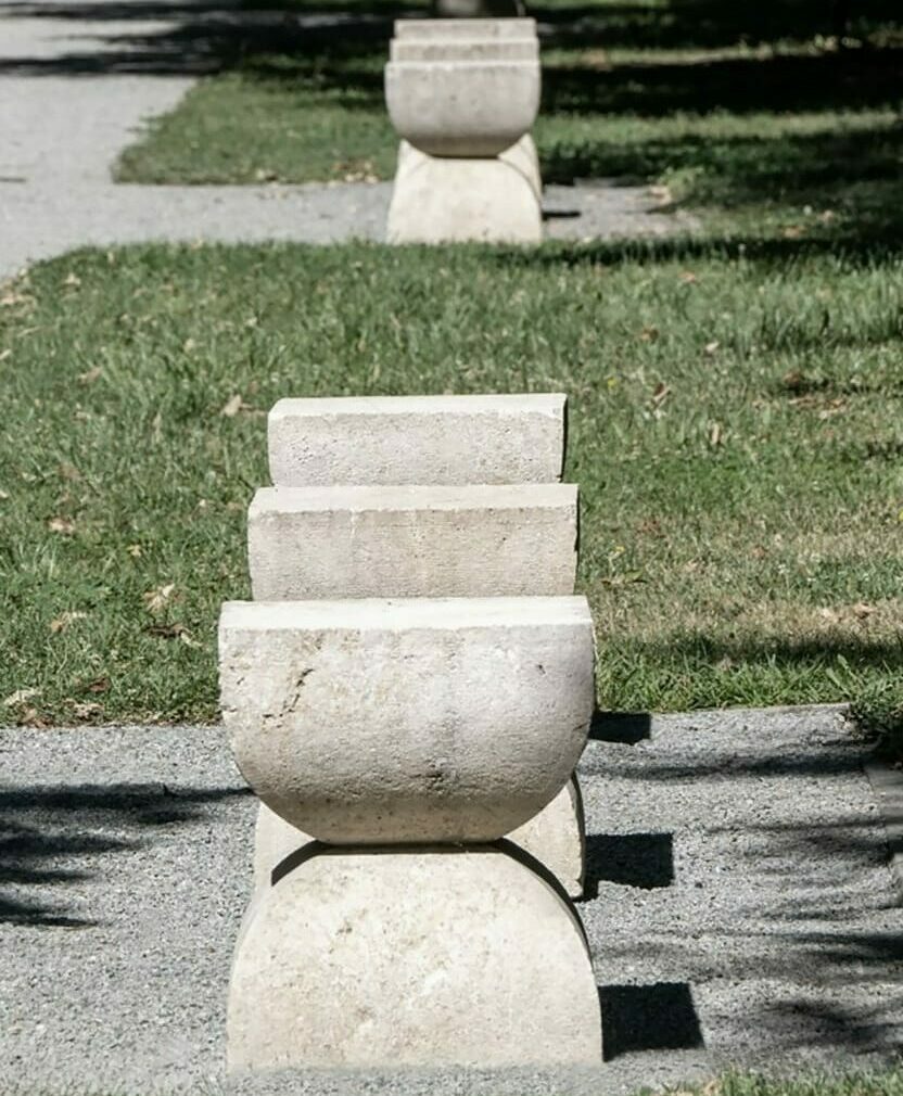 acuzatii grave la targu jiu autoritatile locale ar fi ascuns deteriorarea unei parti din ansamblul brancusi 699e293a9b615