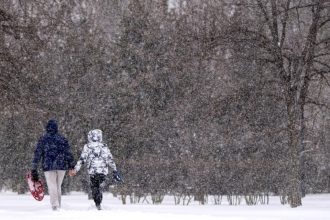 anm cod portocaliu de viscol si ninsori la munte ploi si vant in restul tarii 699d5fa6656bd