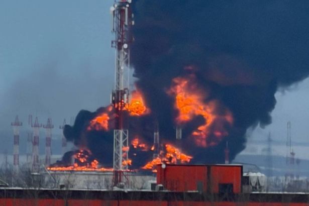 atac cu drone ucrainene asupra unei statii de pompare a conductei de petrol drujba din rusia 699c79a266e5f