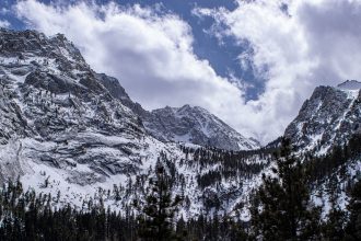 autoritatile din sua investigheaza moartea a opt schiori surprinsi de o avalansa in sierra nevada 6998cec11c77c