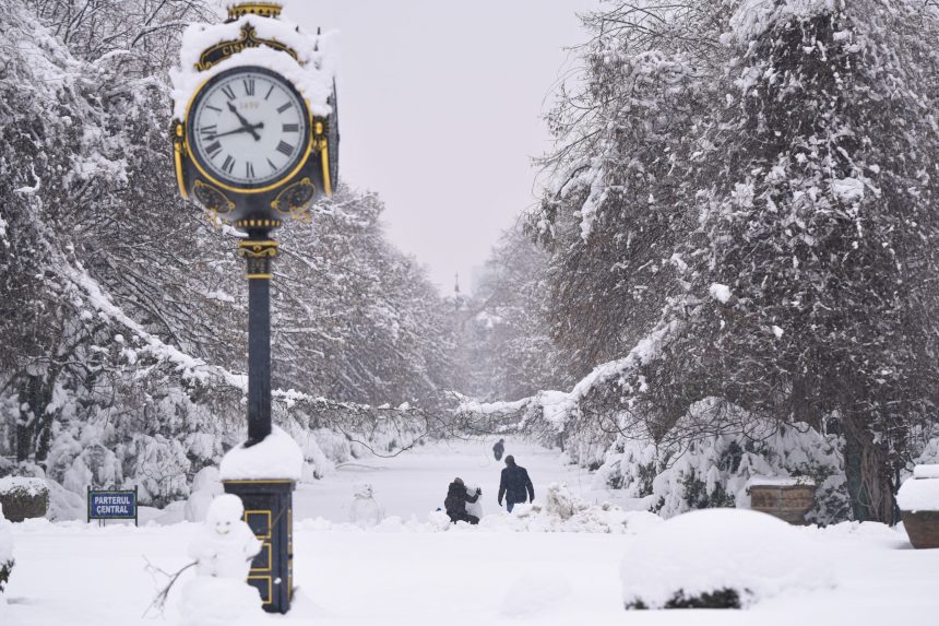 bucurestiul sub zapada imagini dupa ninsorile abundente 6995ce9f56e2b