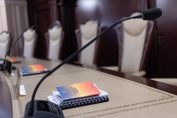 ce raspunde un judecator ccr cand e oprit pe strada si intrebat de taierea pensiilor speciale 6984e6e262671