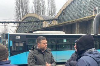 ciucu vizita neanuntata la o autobaza stb conditiile sunt execrabile 698c9fe165eff