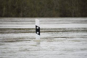 cod portocaliu si cod galben de inundatii in sapte judete din tara 69a0201c40e76