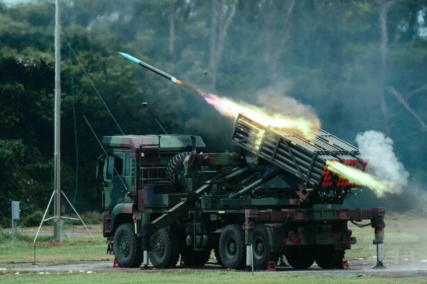 congresmenii americani pun presiunea pe parlamentul taiwanez pentru adoptarea bugetului de aparare 698ec07e50eb3