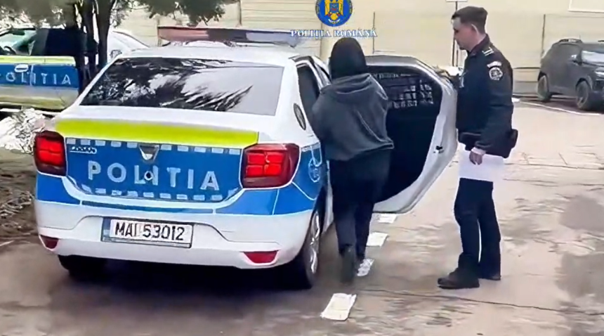 copila de 15 ani din ploiesti injunghiata de o fata de aceeasi varsta dupa o cearta 69a0515766355