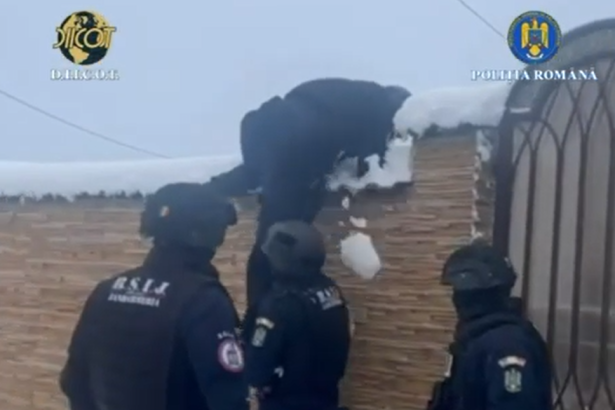 dadeau bani cu camata iar la scadenta amenintau cu moartea gruparea din dambovita destructurata 6995b152b63cc