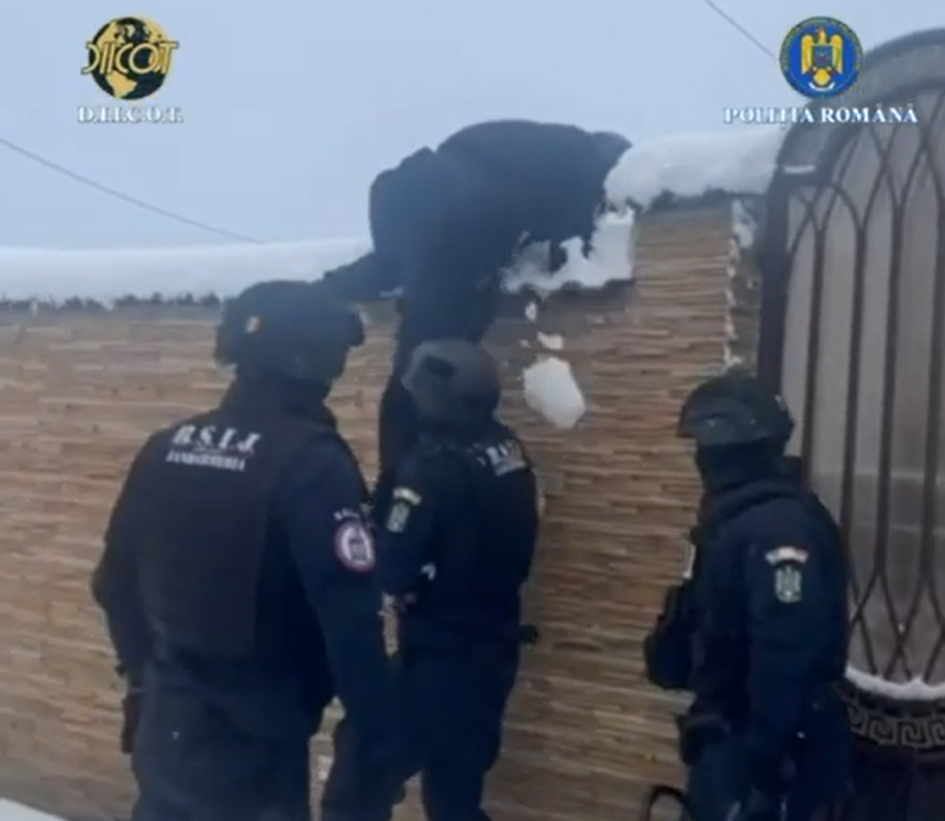 dadeau bani cu camata iar la scadenta amenintau cu moartea gruparea din dambovita destructurata 6995b152b63cc