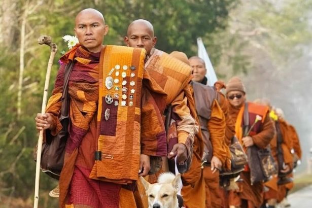 de 100 de zile pe drum marsul calugarilor budisti se apropie de final 6981465aeb883