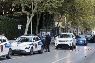 directorul unei scoli a fost impuscat mortal intr un atac armat in thailanda 698d5d14cb639