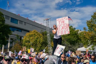 donald trump dosarele epstein si alcovul kgb ist 699329c8c554d