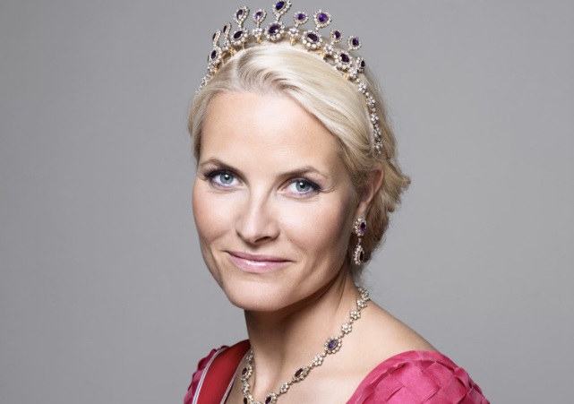 dosarele epstein ameninta sa imparta familia regala a norvegiei in doua 69873879b8736