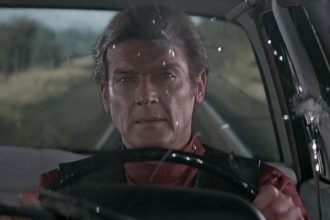 dosarele secrete stasi cum a fost spionat james bond la checkpoint charlie in timpul razboiului rece 699d586db8e39