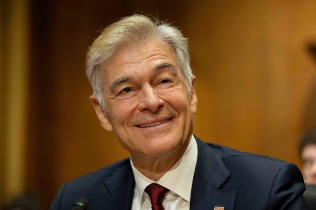 dr oz ulterior numit intr o functie de rang inalt in administratia trump l ar fi invitat pe jeffrey epstein la o petrecere de ziua indragostitilor in 2016 698f505033da0