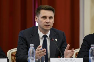 edited abrudean despre lentoarea deciziilor in coalitie exista oarecare opozitie din cand in cand 699f267ef3aba