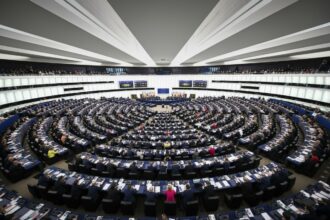 edited amendament depus de un roman la bugetul european 90 de miliarde de euro pentru sanatate 698094e618ac6