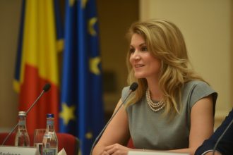 edited andreea paul vass nume vehiculat pentru ministerul educatiei nu e normal sa sacrifici viitorul tinerilor pentru a corecta dezechilibre bugetare 69a01339c9796