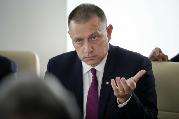 edited fifor romania risca recesiunea consumul este in cadere libera 69870f7677cd8