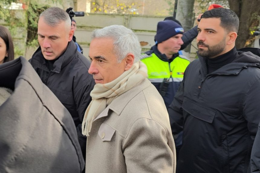 edited georgescu este tiranie sub masca democratiei unei clase politice confiscata de sistem 699d7ad4f40ab