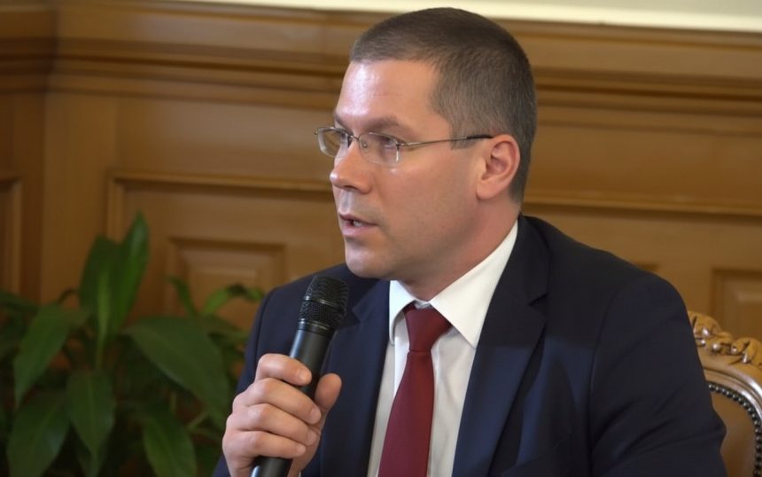 edited judecatorul ccr dacian dragos spune ca nu sunt motive pentru a fi suspendat tinta nu sunt eu 6984e76b20fd9