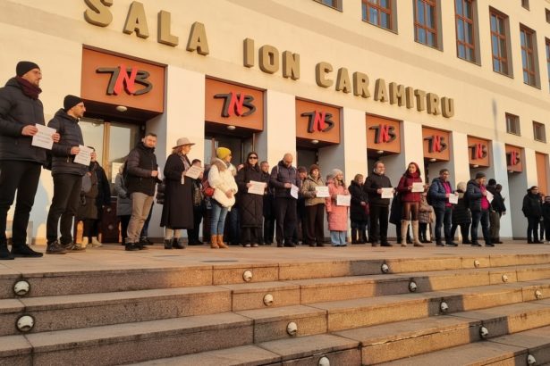 edited ministrul culturii face un pas in spate dupa protestele actorilor a dispus incetarea masurilor de control a timpului de munca in institutiile de spectacol 698cb52f09d88