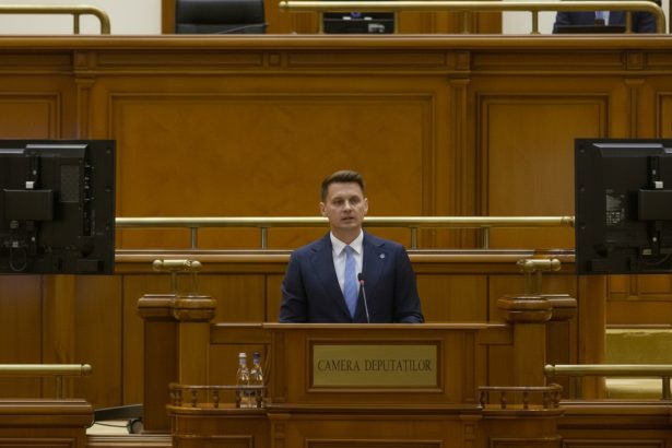 edited mircea abrudean despre numirea la serviciile de informatii o persoana care sa cunoasca foarte bine modul de functionare a statului 699b52e3157ab