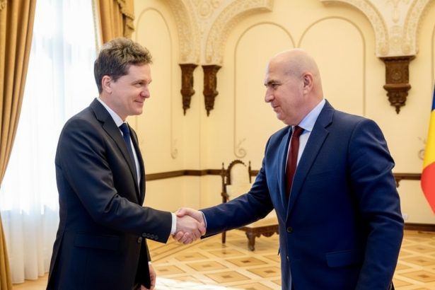 edited nicusor dan discutie cu bolojan despre pnrr romania are nevoie de aceste resurse 699dbd9793e2f