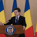 edited nicusor dan nu e ceva ce descoperim acum economia romaniei incetineste de patru ani in ciuda unor deficite imense 698f6191331a3