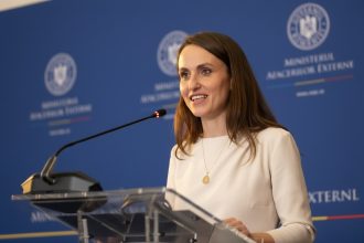 edited oana toiu raspuns la initiativa lui nicusor dan de a participa la consiliul de pace romania continua sa sprijine procesul de pace din gaza 6991db606e900