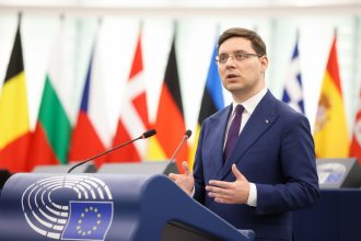 edited parlamentul european adopta rezolutia coinitiata de victor negrescu privind combaterea cancerului 698ed72d9ab3c